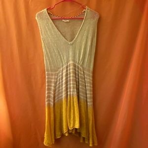 Light hand Knit Sweater Tank